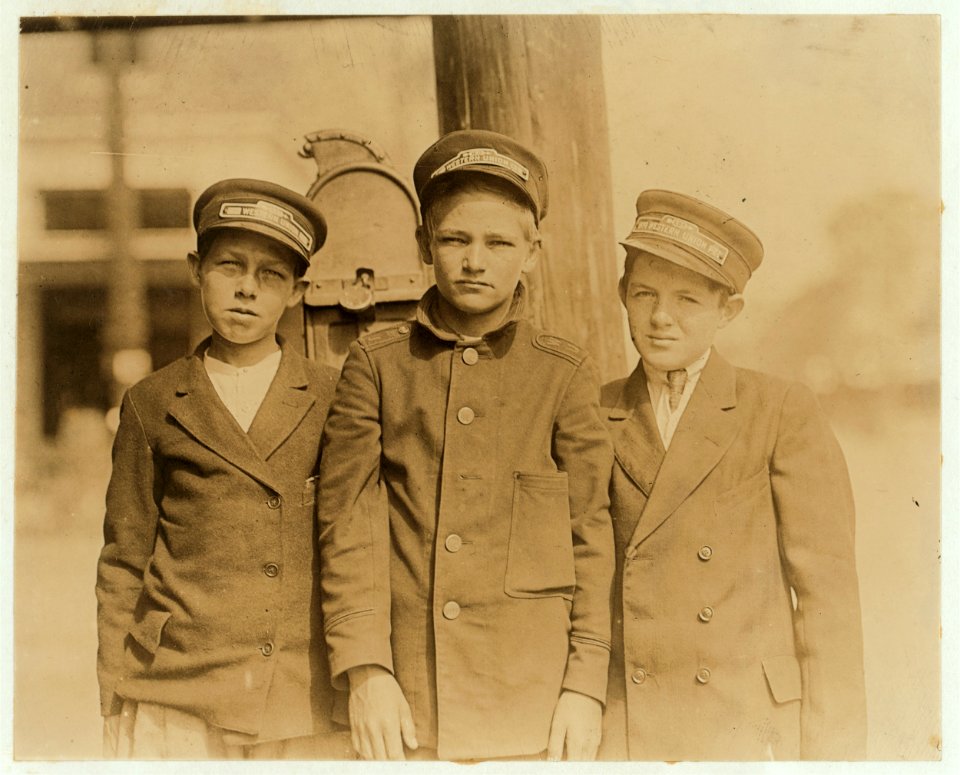 Jacksonville, Florida, Messenger boys. (See Report of E.F. Brown and Lewis W. Hine.) LOC nclc.03850