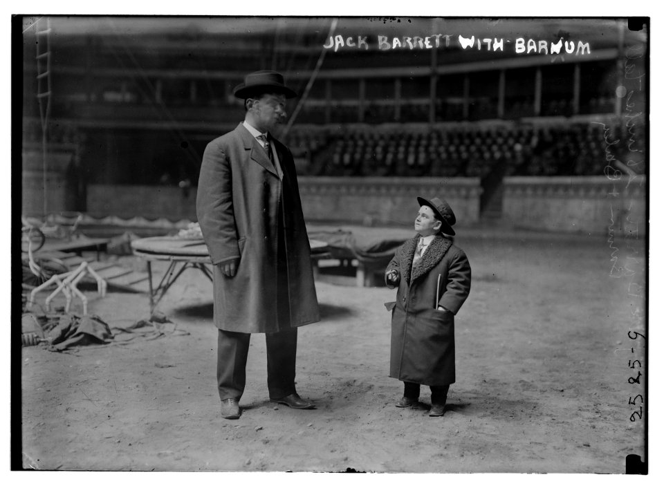 Jack Barrett (i.e., Barnett) with Barnum LCCN2014691049