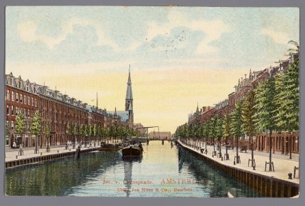 Jacob van Lennepkade met links de R.K. Kerk Vincentius a Paulo, Afb B00000008249
