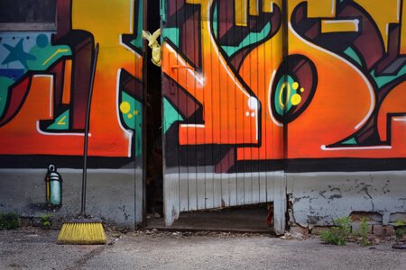 Painting graffiti gate photo
