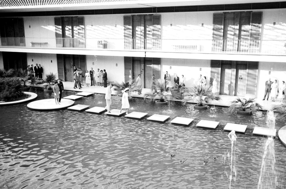 Jacqueline Kennedy at the US Chancery in New Delhi