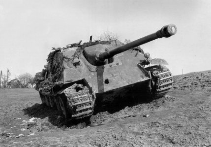 Jadgpanther of Panzergruppe Hudel March 1945 photo