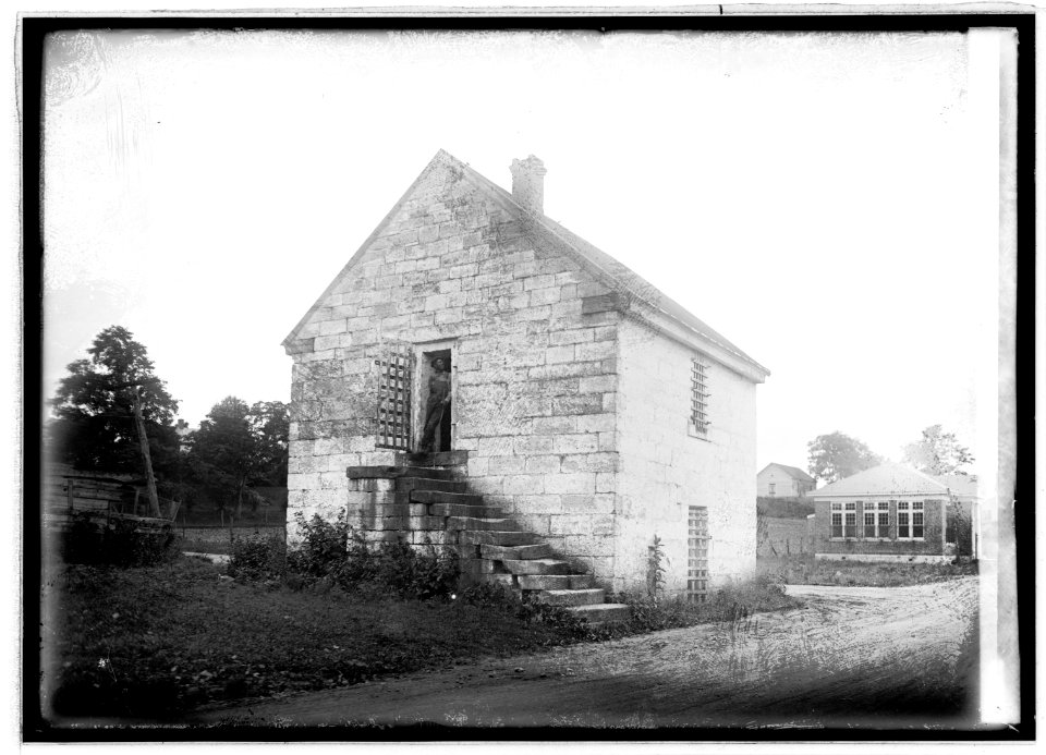 Jail at Stafford ct. house over 200 yrs old LCCN2016846573