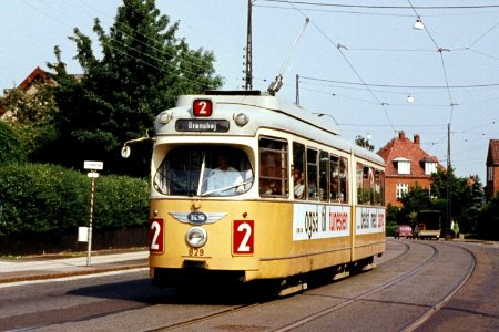 KS tram line 2 on Primulavej