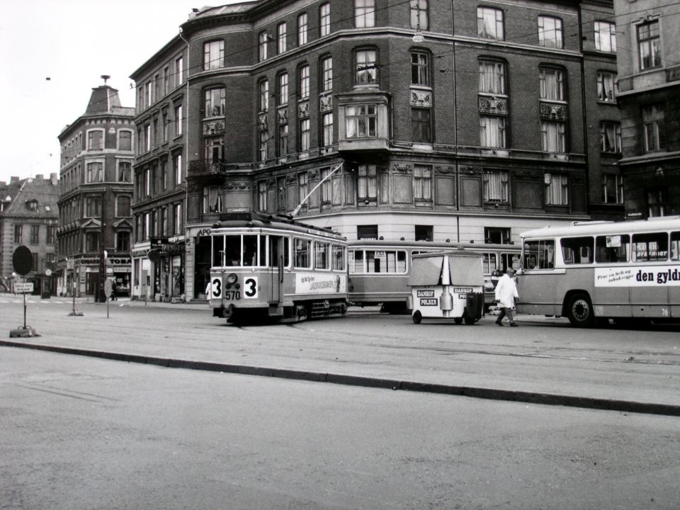 KS tram line 3 at Strandboulevarden