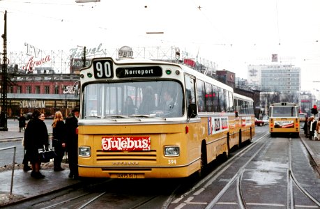 KS bus line 90 at Rådhuspladsen photo