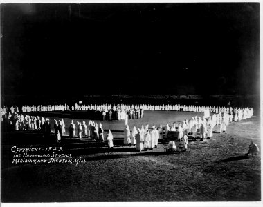 Ku Klux Klan initiation - no. 2 LCCN2006679234