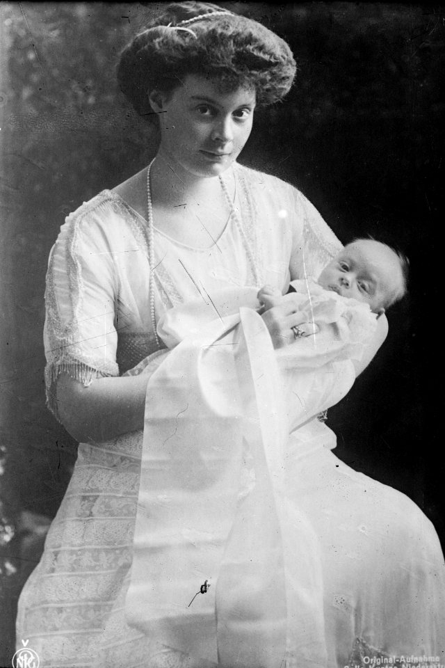 Kronprinzessin Cecilie und Prinz Friedrich - LoC 07376u