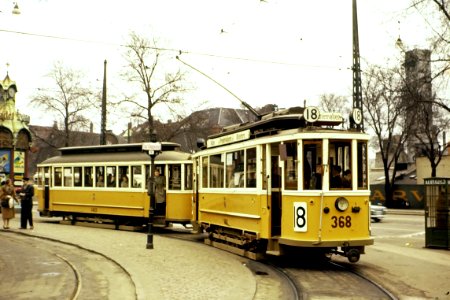 KS line 18 at Toftegårds Plads