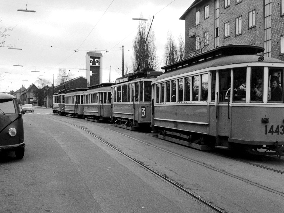 KS tram line 13 on Jyllingevej 01