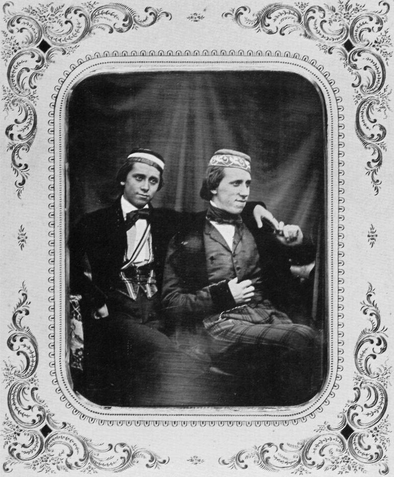 Krüss, Andreas - William Andres und Edmund Johann Krüss als Studenten (Zeno Fotografie)