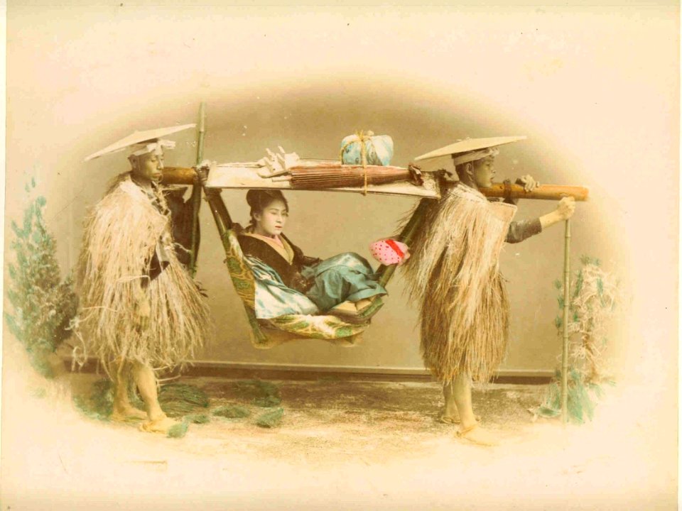Kusakabe Kimbei - Palanquin on snowing