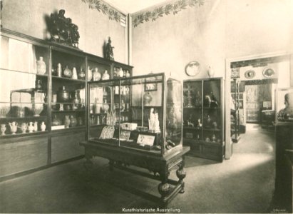 Kunstpalast, Räume Kunsthistorische Ausstellung 5, Foto Otto Renard, 1902