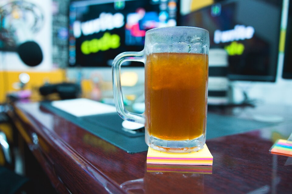 Restaurant table refreshment