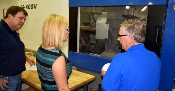 Kyrsten Sinema touring a local business in Arizona