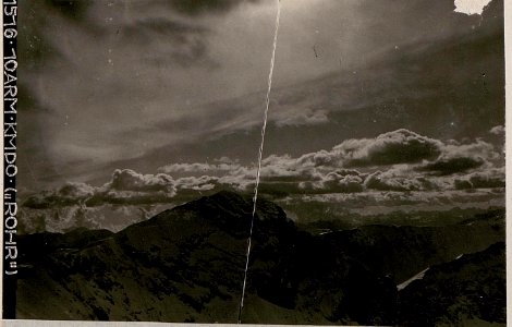 Köderkopfstellung, Blick auf die italien. Promos Kote 2178. (BildID 15733160)