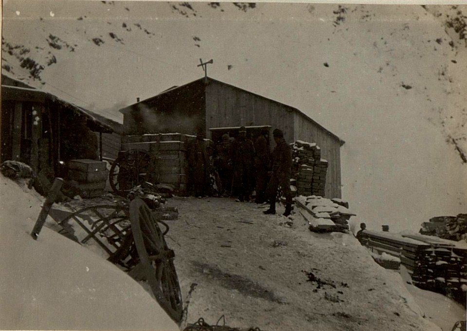 Köderköpfe, untere Seilbahnstation bei + 1261. (BildID 15471513)