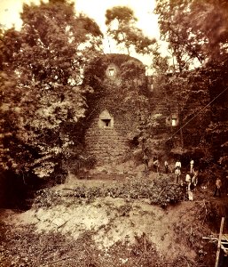 Köln - Gereonstor, der Halbturm der Stadtmauer in der Nähe des Gereonstors wird zur Sprengung vorbereitet, 18. Juni 1881, Anselm Schmitz +1903, RBA