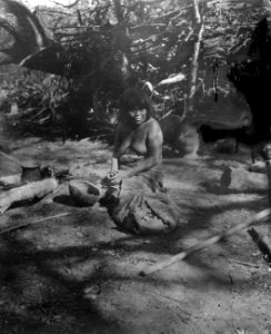Kvinna som lagar mat. Bolivia. Rio Parapiti - SMVK - 005697