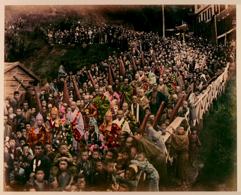 Kusakabe Kimbei - Buddhist procession