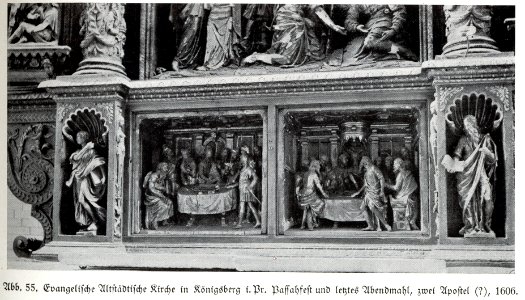 Königsberg, Evangelische Altstädtische Kirche, Untergeschoss (Predella), 2 Skulpturengruppen (Pessachfest und letztes Abendmahl) flankiert von zwei Aposteln