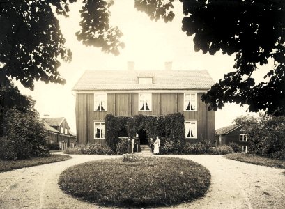 Kyrkoherdebostället i Sund, Södra Vi socken, Sevede härad i Småland, Kalmar län - Nordiska Museet - NMA.0053080 photo