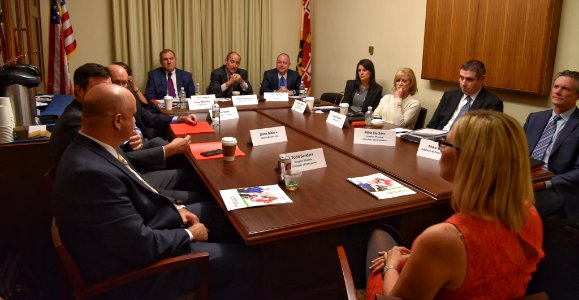 Kyrsten Sinema meeting with the Phoenix Chamber of Commerce in 2016. 01