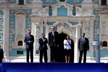 Kyiv Patrol Police Oath Ceremony, July 4, 2015 (19219275628)