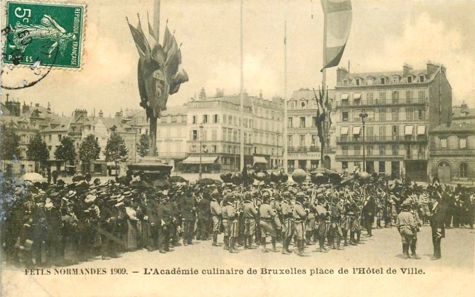 L'Académie Culinaire de Bruxelles place de l'Hôtel de Ville à Rouen