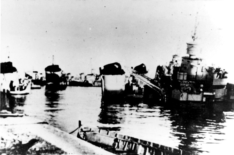 L'Adroit scuttled NH 88599