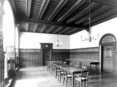 Königin-Carola-Gymnasium Konferenzzimmer