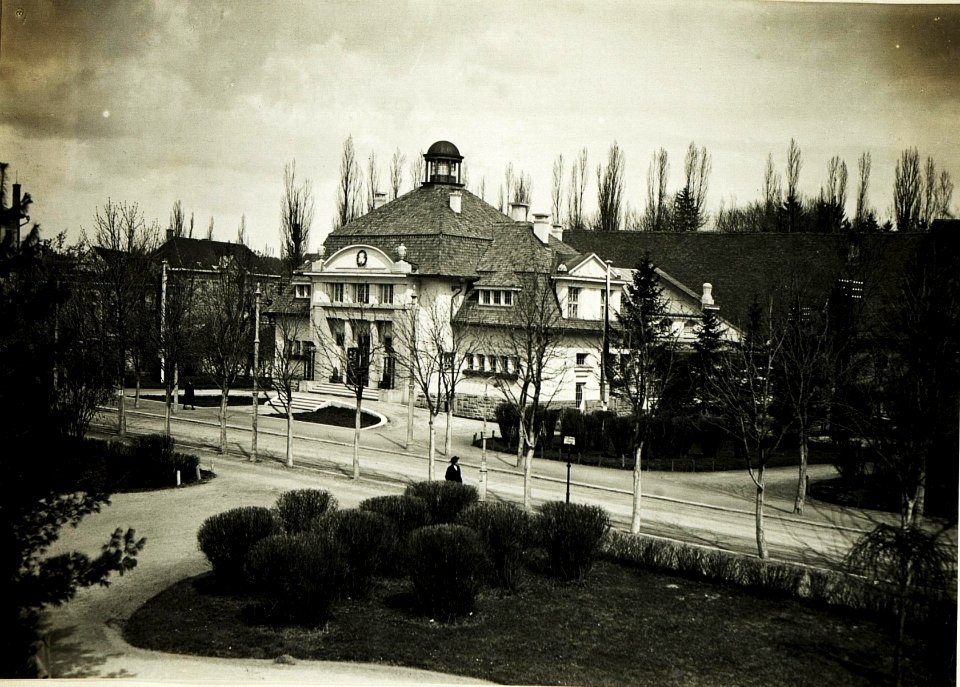 Künstlerhaus in Klagenfurt. (BildID 15499959)