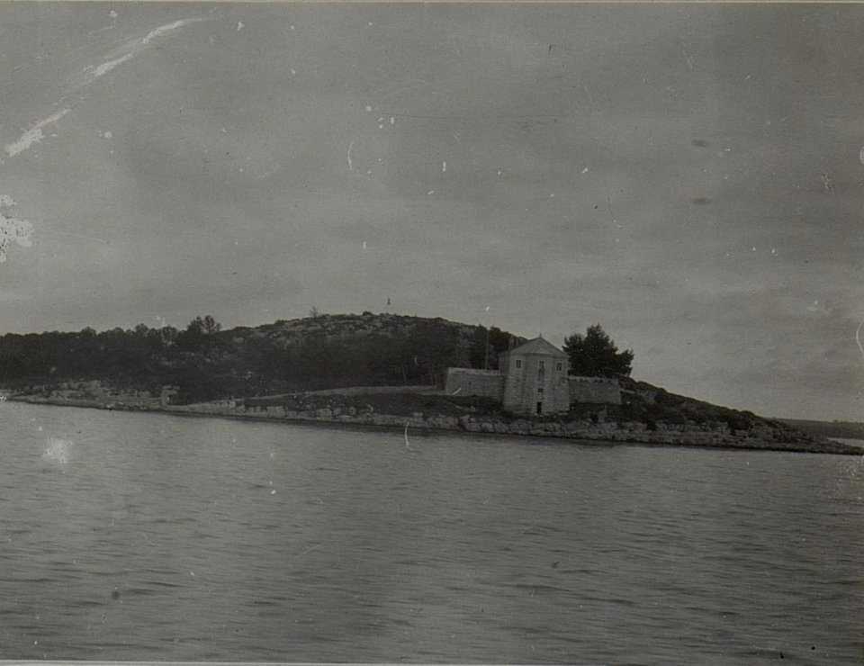 Küste bei Zara. Aufgenommen im März 1916. (BildID 15454854)