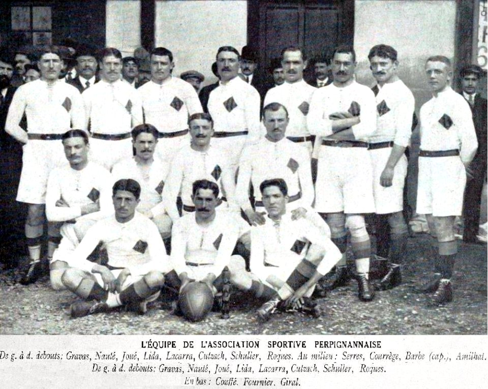 L'équipe de Perpignan, en finale du championnat de France de rugby 1914