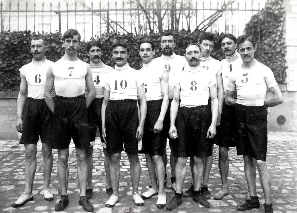 L'équipe du Racing Club de France au 'National' de cross-country, le 2 mars 1902
