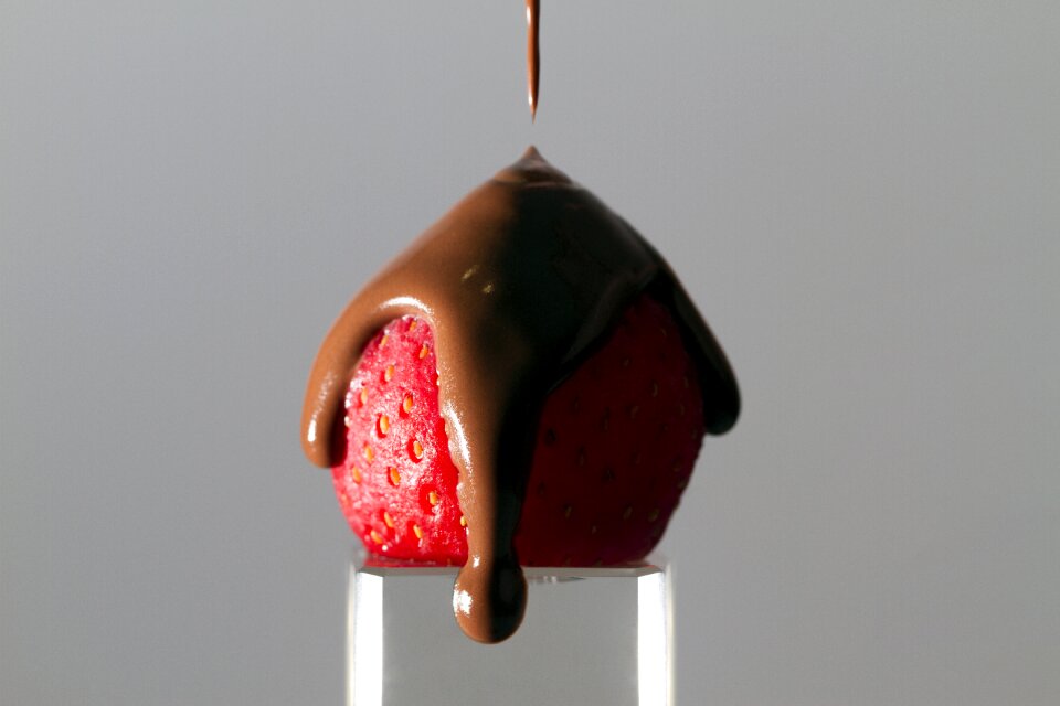 Chocolate fresh fruit