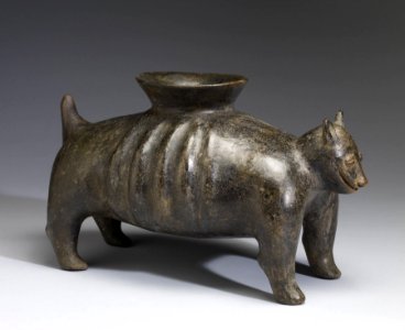 Jalisco - Dog Effigy Vessel - Walters 20092023 - Three Quarter Right