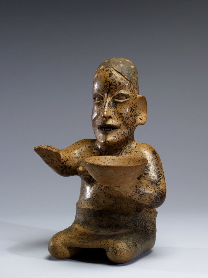 Jalisco - Kneeling Female Figure Holding a Bowl - Walters 482794 - Three Quarter