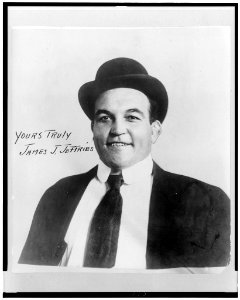 James J. Jeffries, head-and-shoulders portrait, facing front LCCN96502374