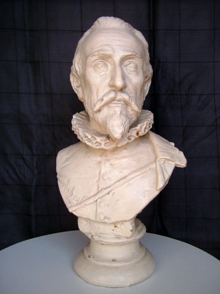 L.Gilabert Cervantes