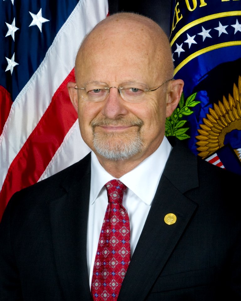 James R. Clapper official portrait