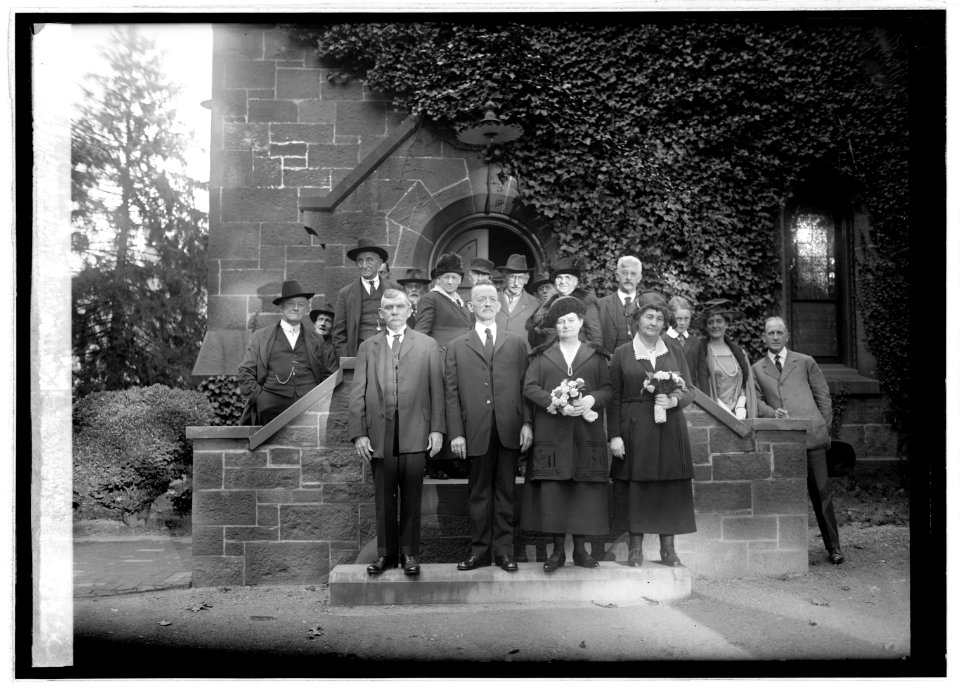 James Nightwire wedding, 10-24-22 LCCN2016846839