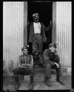 James Robert Howard has gotten his safety lamp at lamp house. Of the 232 employees at this mine, 60^ are Negroes. - NARA - 540805