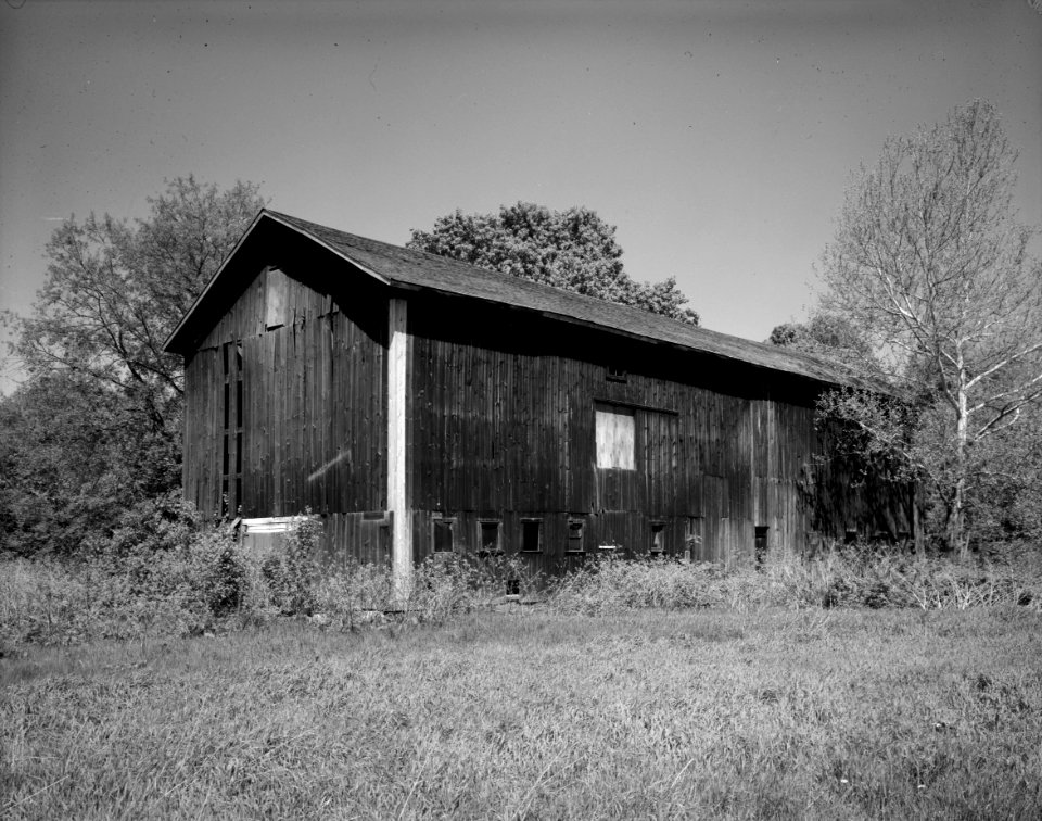 James Wallace Barn, Northfield Center