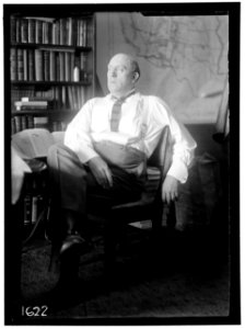 JAMES, OLLIE M. REP. FROM KENTUCKY, 1903-1913; SENATOR, 1913-1918. AT DESK LCCN2016863990