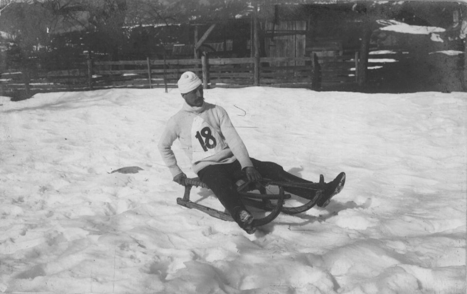 Janez Logar na sankaški tekmi v Bohinju 1913