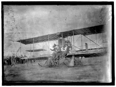 JANNUS, ANTHONY. FLIGHTS AND TESTS OF REX SMITH PLANE FLOWN BY JANNUS. MISS LAURA MERRIAM IN PLANE WITH JANNUS LCCN2016863244