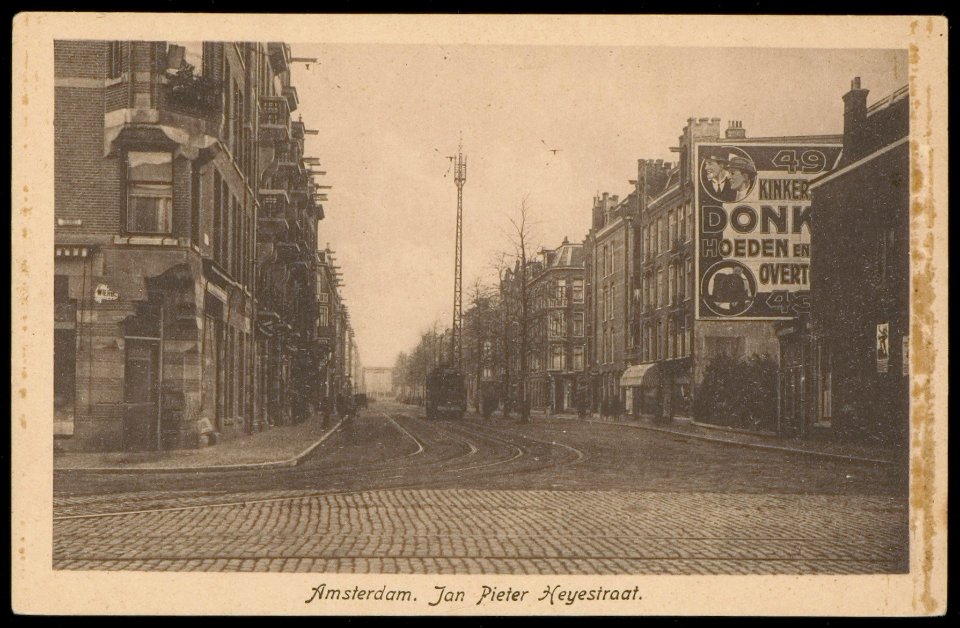 Jan Pieter Heijestraat gezien vanaf de Overtoom. Uitgave J. Sleding, Amsterdam, Afb PBKD00020000004