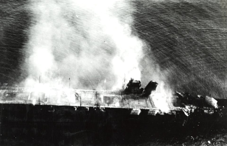 Japanese aircraft carrier Hiryu burning on 5 June 1942 (NH 73064)