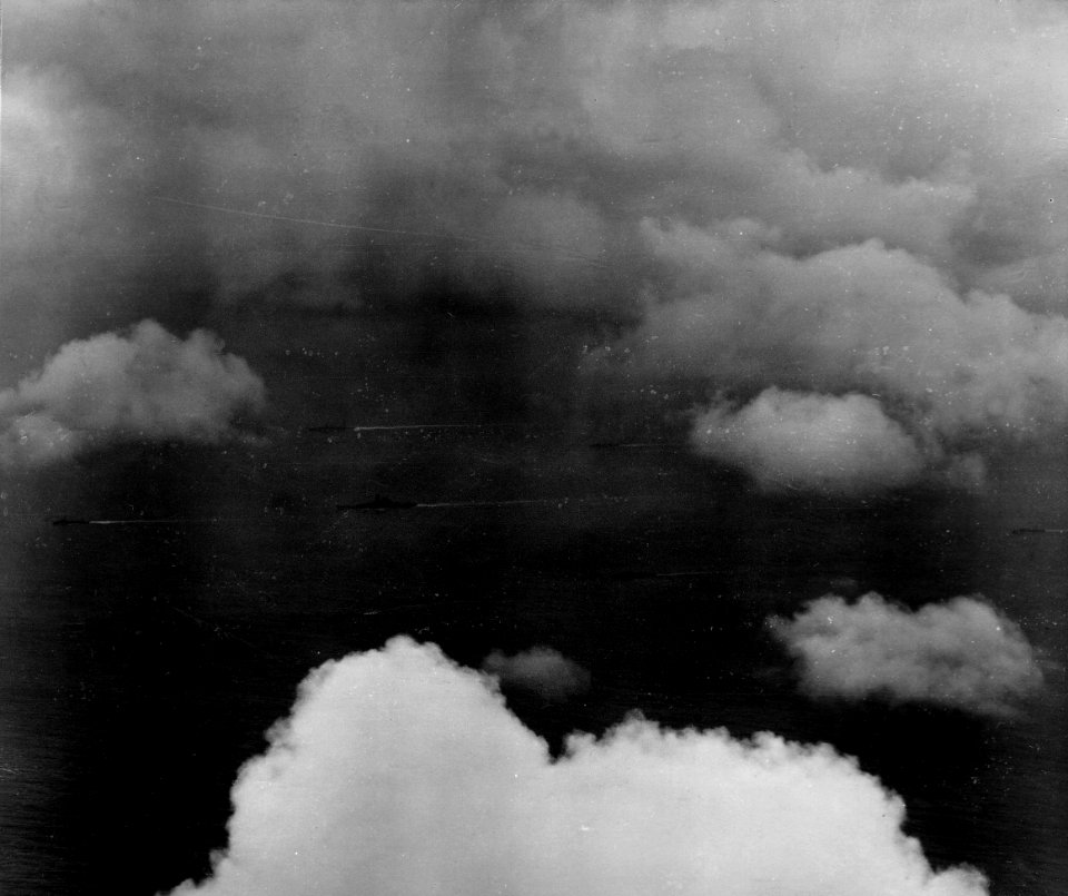 Japanese battleship Yamato and her escorts steam towards Okinawa on 7 April 1945 (NNAM.1983.046.010.124)